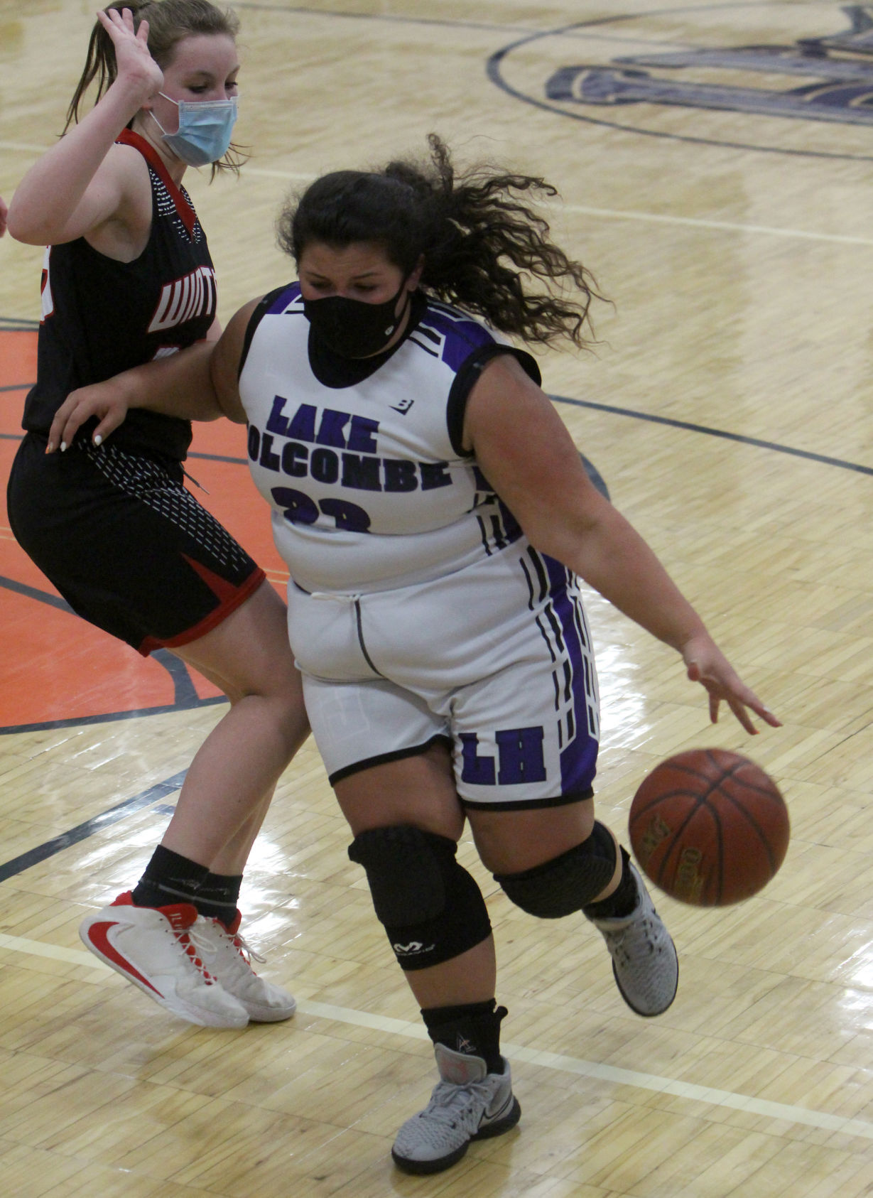 Winter at Lake Holcombe girls basketball 1-5-21